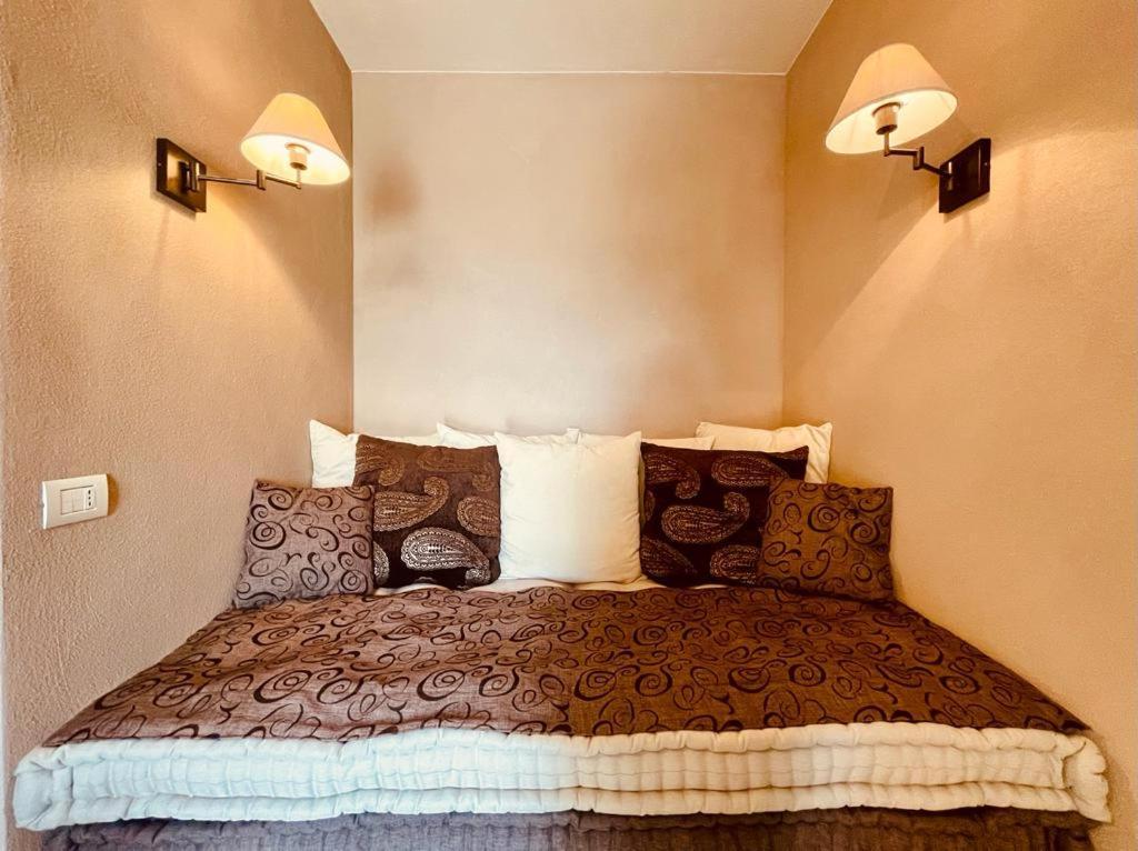 Suite Villa Aurelj Barolo Exterior photo